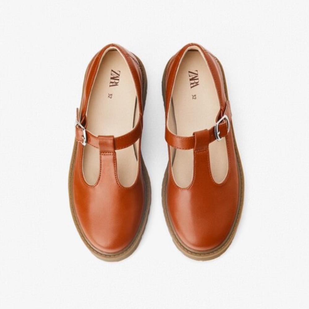 Zara girls cognac brown buckle shoes - Picture 2 of 8